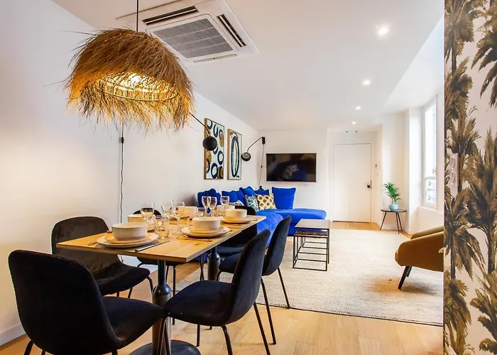 Charming Apartment - 3Br-6P - Champs Elysees
